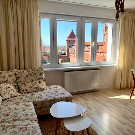 Widok Zamku O Poranku Apartman Malbork Kültér fotó