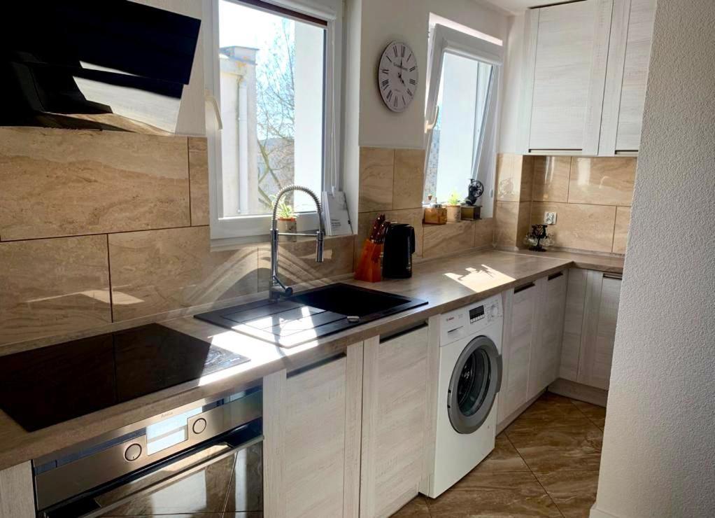 Widok Zamku O Poranku Apartman Malbork Kültér fotó